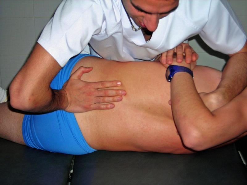 osteopathe-BENDEJUN-min_osteopathy-212590